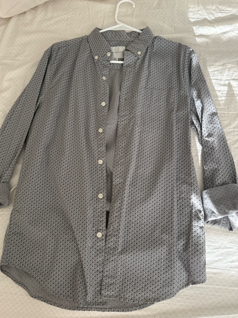 American Eagle Outfitters Gray Patterned Button-Down Shirt